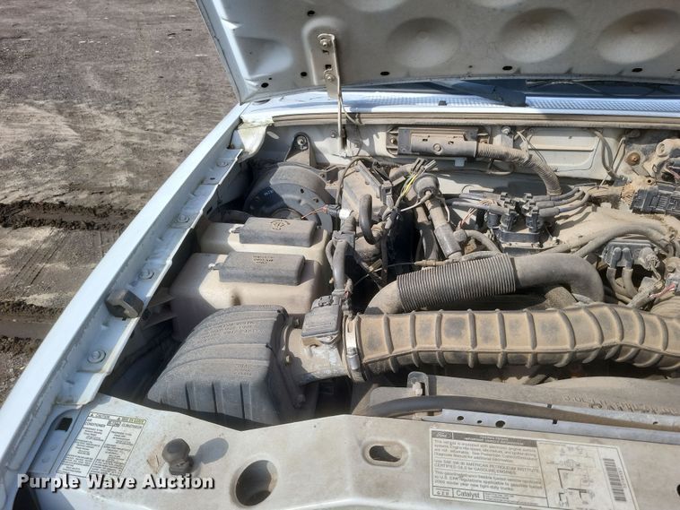 image for item DS5237 2000 Ford Ranger pickup truck