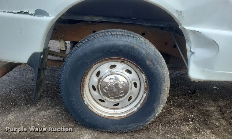 image for item DS5237 2000 Ford Ranger pickup truck