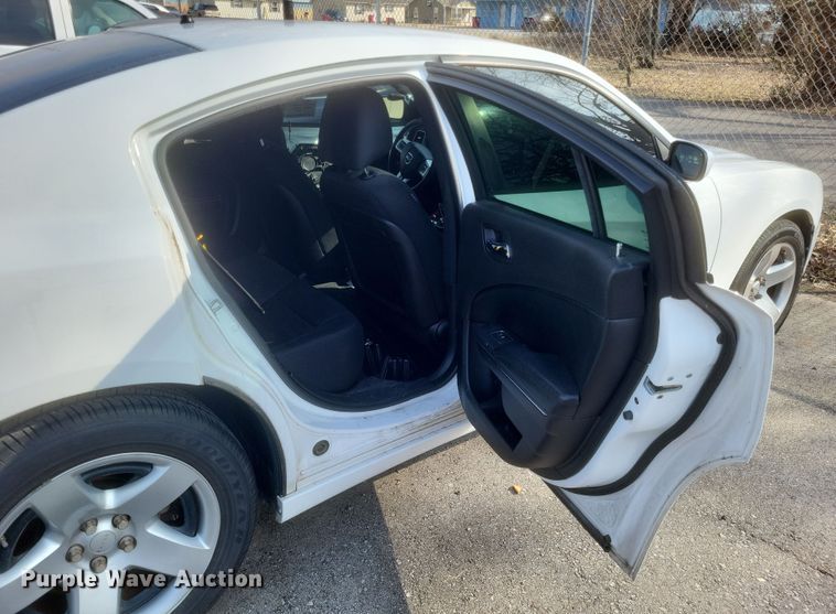 image for item DS5239 2013 Dodge Charger Police 