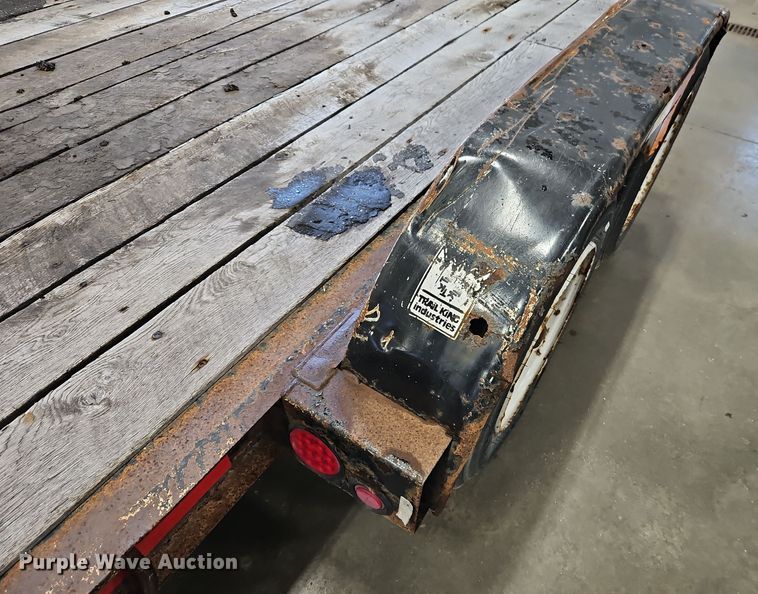 image for item DT7558 2006 Trail King TK12U-1600 equipment trailer