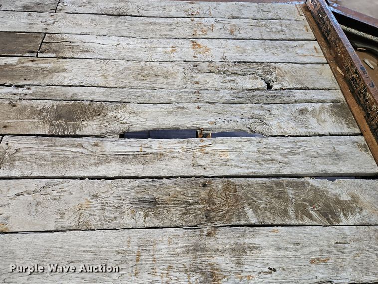 image for item DT7558 2006 Trail King TK12U-1600 equipment trailer