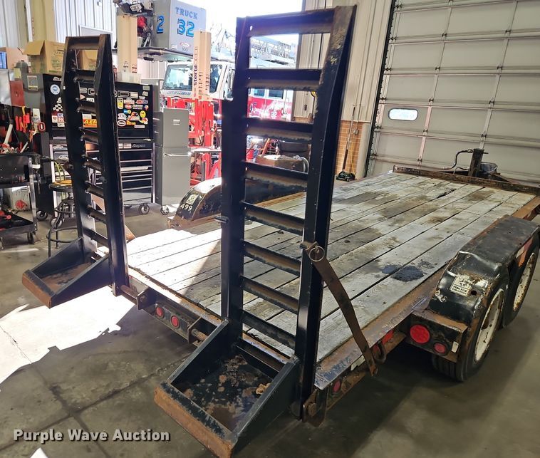 image for item DT7558 2006 Trail King TK12U-1600 equipment trailer