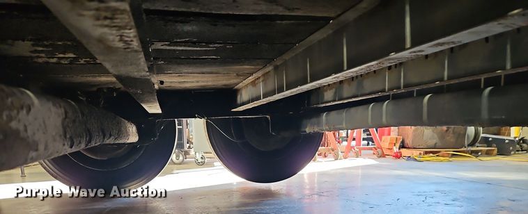 image for item DT7558 2006 Trail King TK12U-1600 equipment trailer