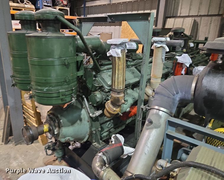 image for item DV1255 Detroit Diesel 16V71 engine