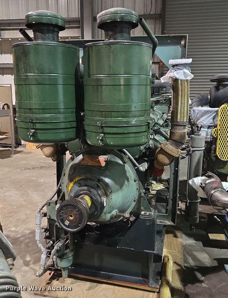 image for item DV1255 Detroit Diesel 16V71 engine