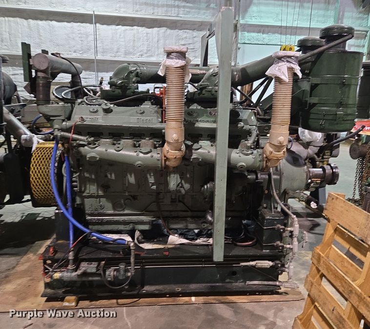 image for item DV1255 Detroit Diesel 16V71 engine