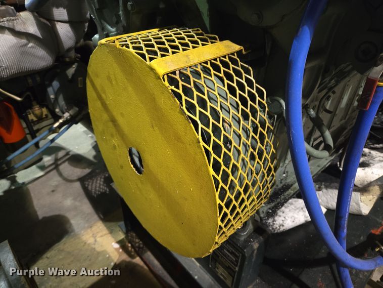 image for item DV1255 Detroit Diesel 16V71 engine