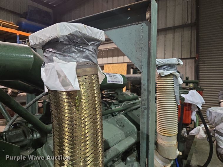 image for item DV1255 Detroit Diesel 16V71 engine