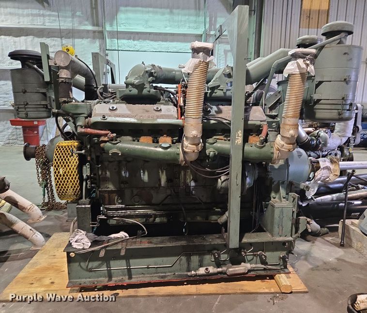 image for item DV1256 Detroit Diesel 16V71 engine