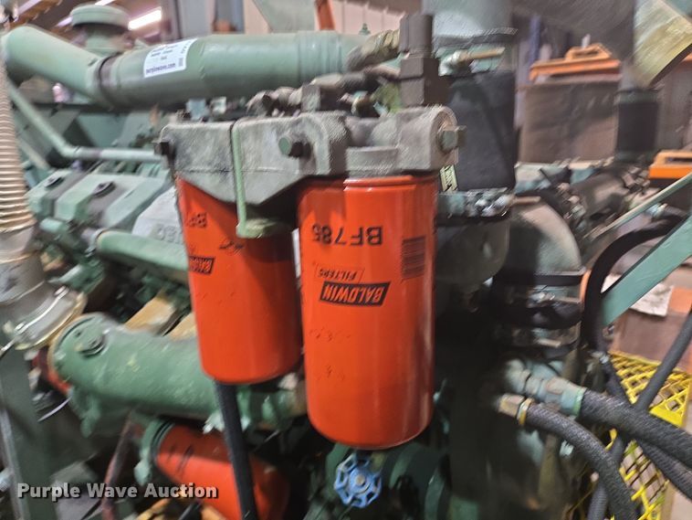 image for item DV1256 Detroit Diesel 16V71 engine