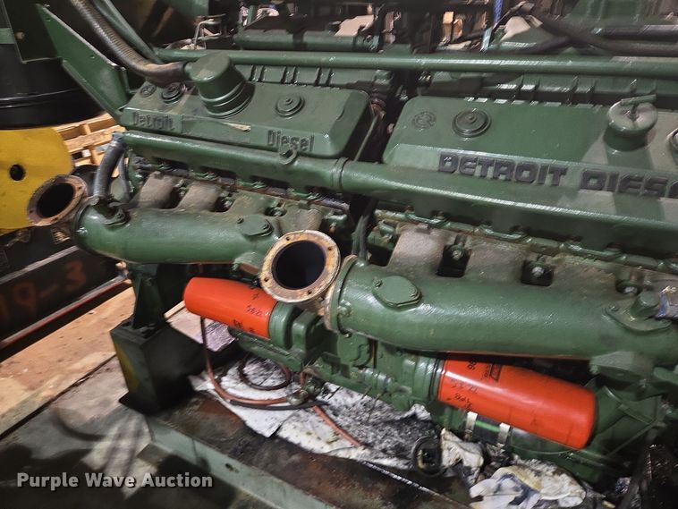 image for item DV1261 Detroit Diesel 16V71 engine