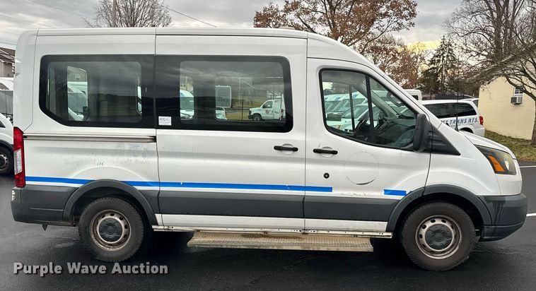 image for item DW1804 2017 Ford Transit 150 van