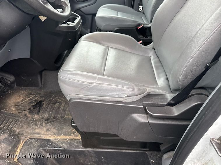 image for item DW1804 2017 Ford Transit 150 van