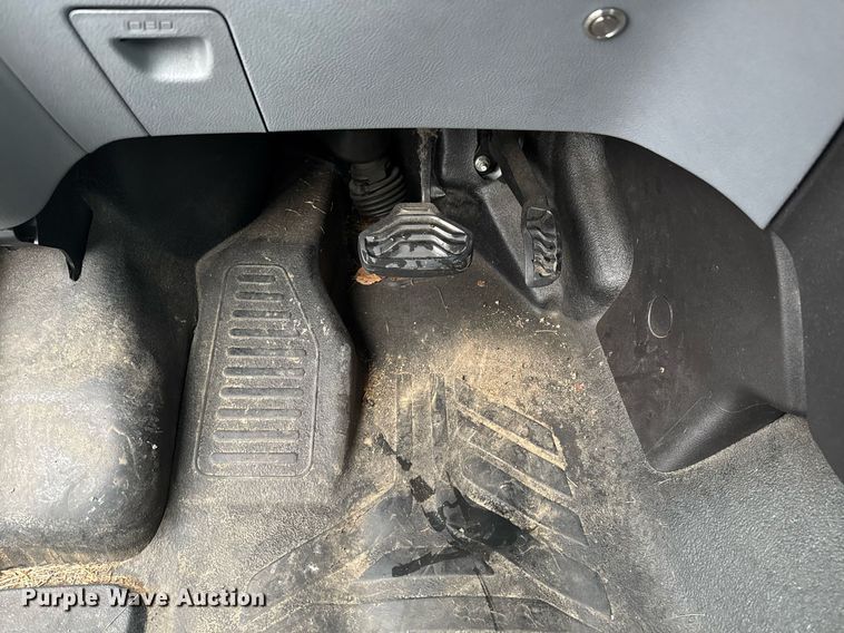 image for item DW1804 2017 Ford Transit 150 van