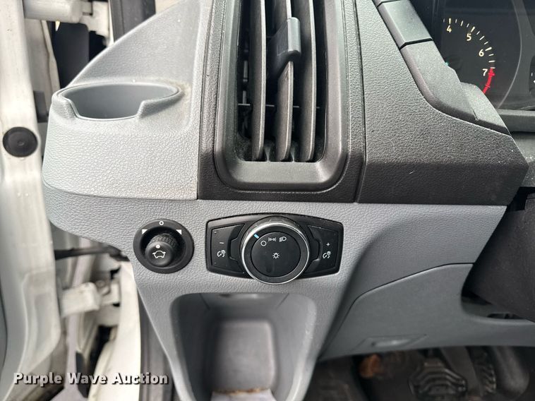 image for item DW1804 2017 Ford Transit 150 van