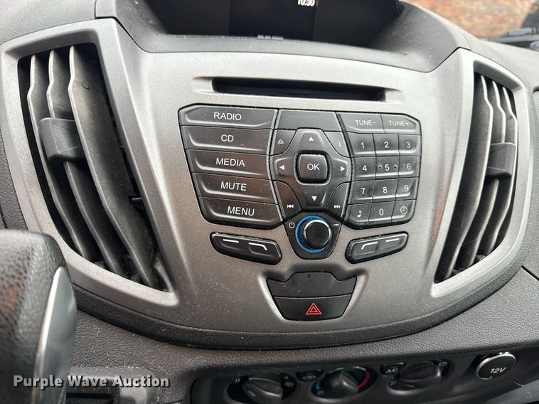 image for item DW1804 2017 Ford Transit 150 van