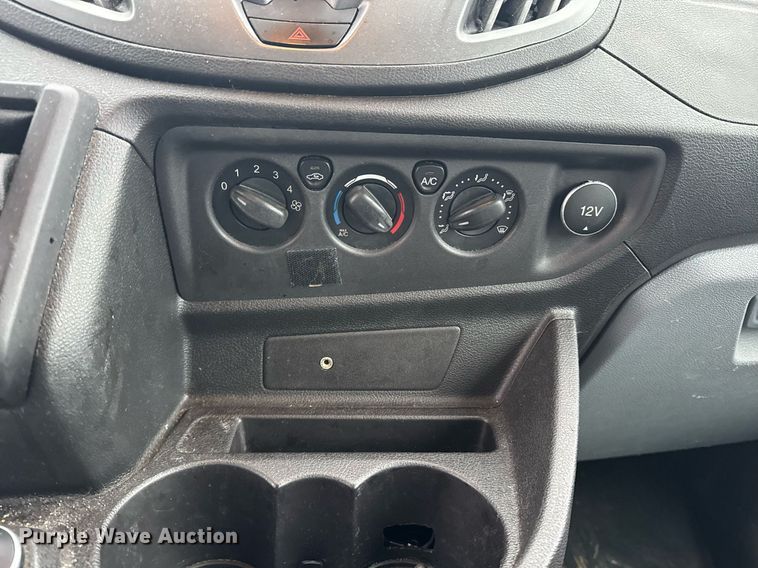 image for item DW1804 2017 Ford Transit 150 van