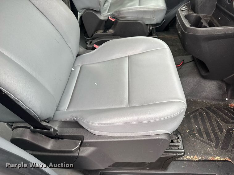 image for item DW1804 2017 Ford Transit 150 van