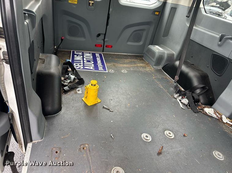 image for item DW1804 2017 Ford Transit 150 van