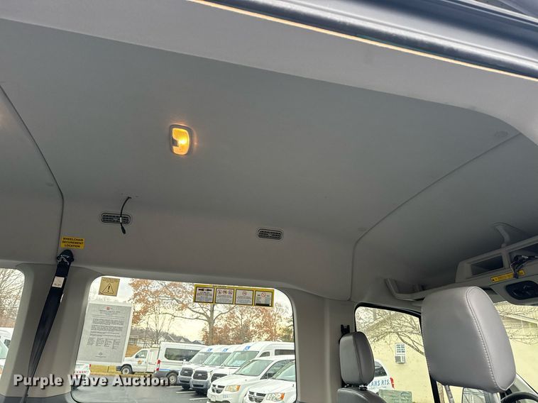 image for item DW1804 2017 Ford Transit 150 van