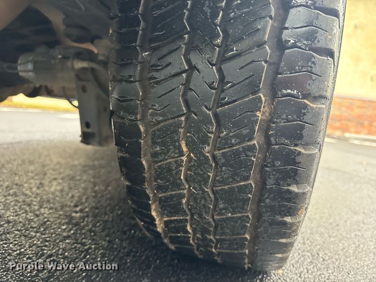 image for item DW1804 2017 Ford Transit 150 van