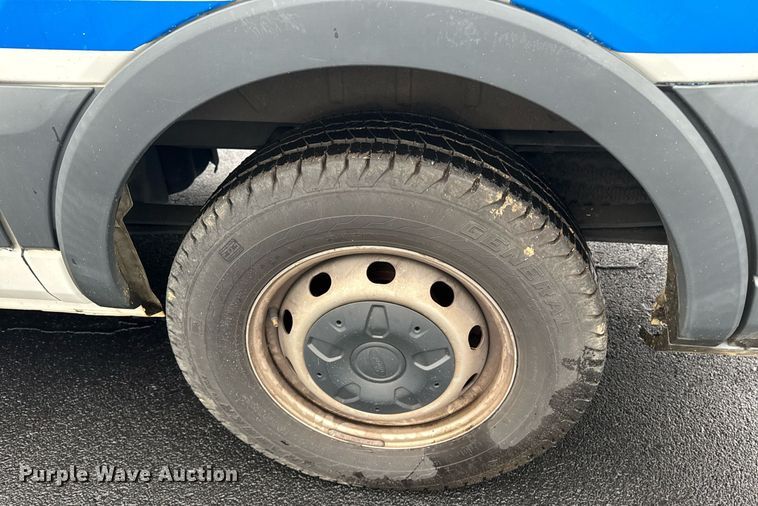 image for item DW1804 2017 Ford Transit 150 van