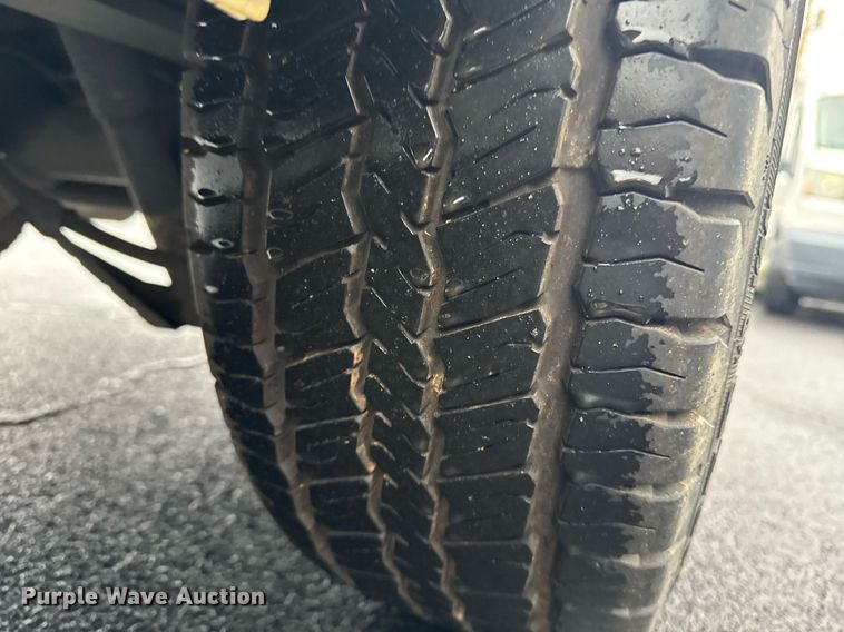 image for item DW1804 2017 Ford Transit 150 van