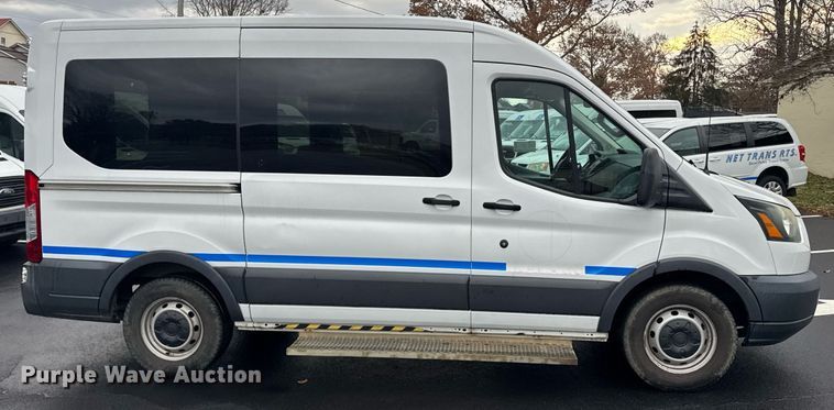 image for item DW1805 2015 Ford Transit 150 van