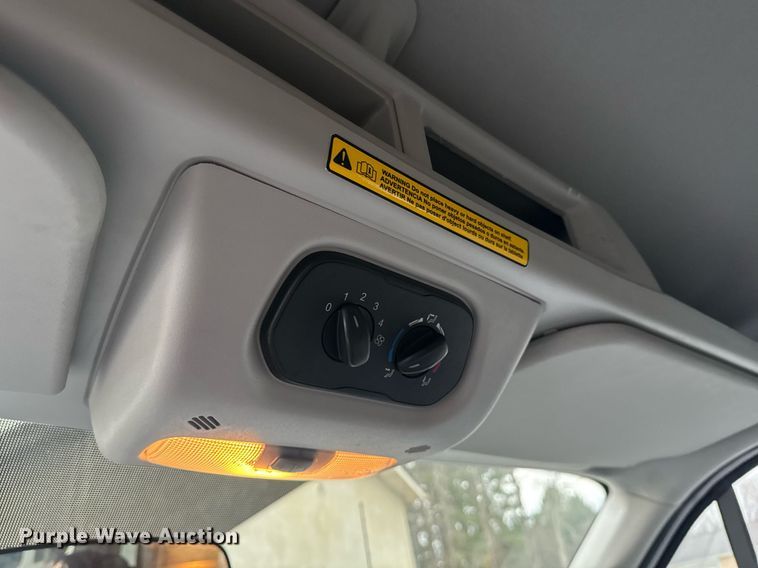 image for item DW1805 2015 Ford Transit 150 van