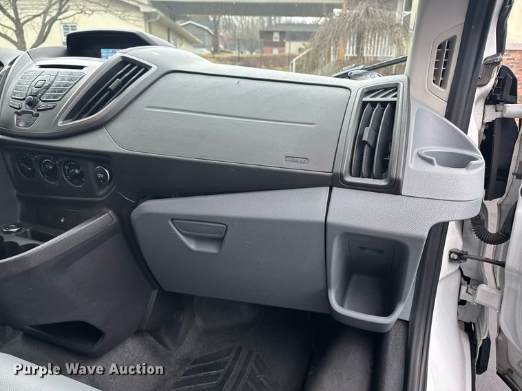 image for item DW1805 2015 Ford Transit 150 van