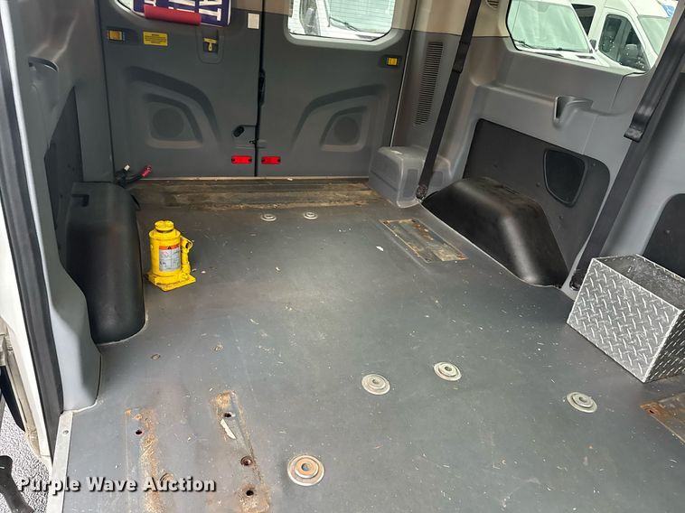 image for item DW1805 2015 Ford Transit 150 van