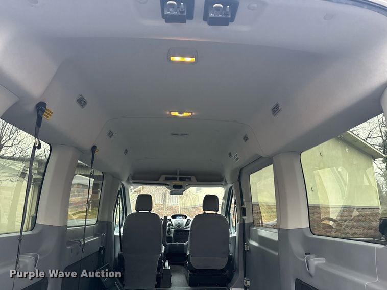 image for item DW1805 2015 Ford Transit 150 van