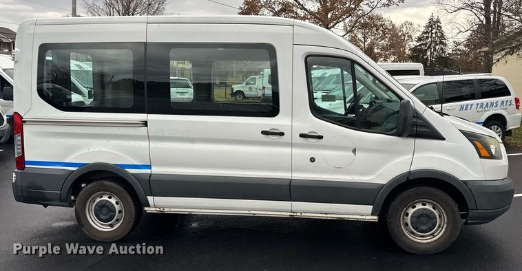 image for item DW1806 2017 Ford Transit 150 van