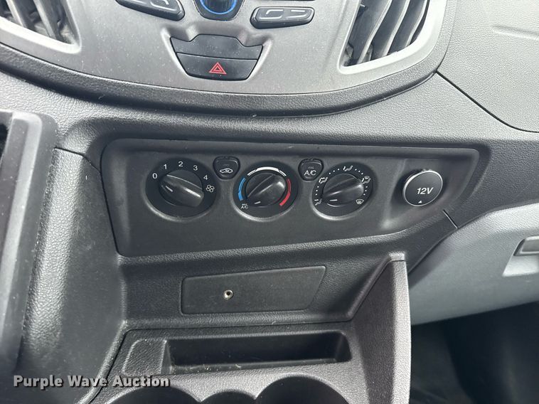 image for item DW1806 2017 Ford Transit 150 van