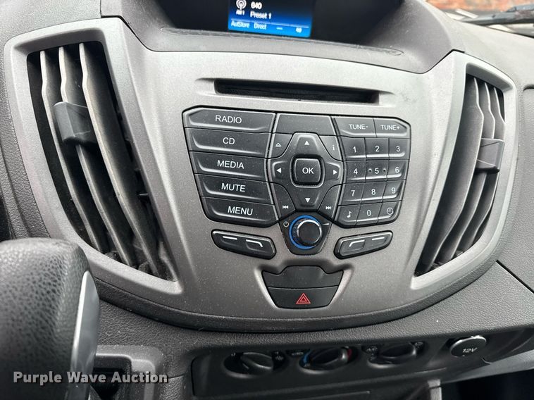 image for item DW1806 2017 Ford Transit 150 van