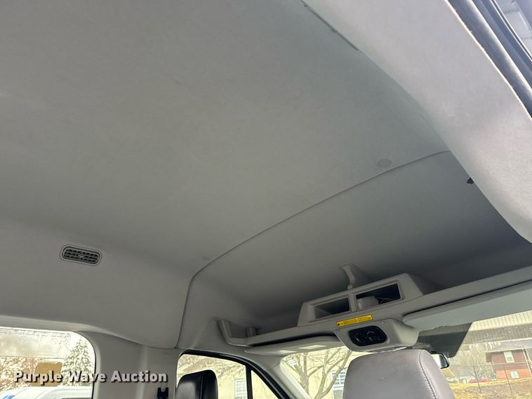 image for item DW1806 2017 Ford Transit 150 van
