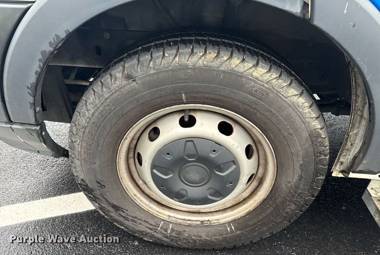 image for item DW1806 2017 Ford Transit 150 van