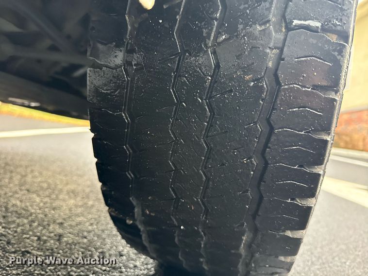 image for item DW1806 2017 Ford Transit 150 van