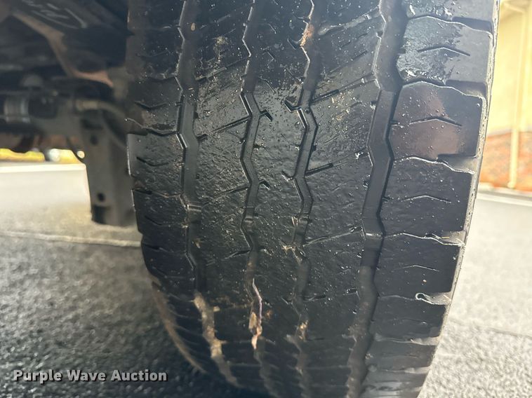 image for item DW1806 2017 Ford Transit 150 van