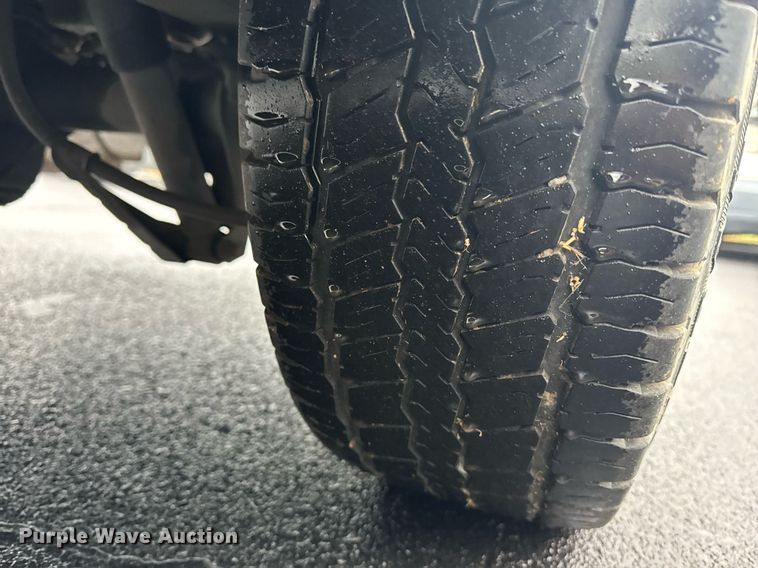 image for item DW1806 2017 Ford Transit 150 van