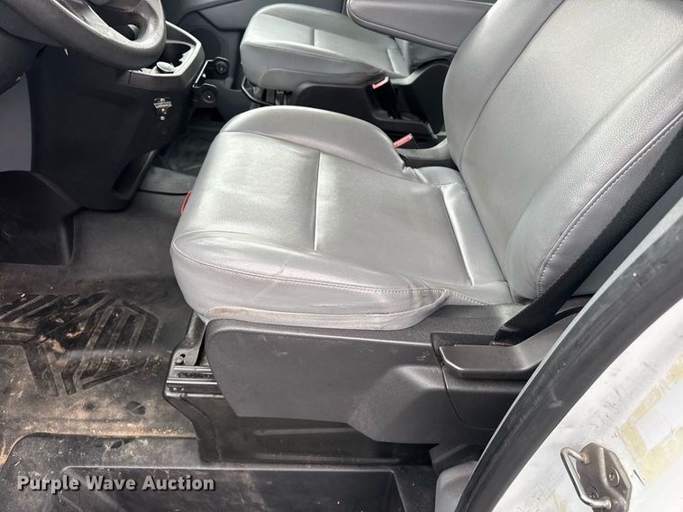 image for item DW1807 2017 Ford Transit 150 van