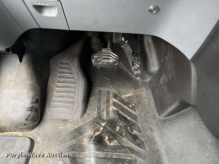 image for item DW1807 2017 Ford Transit 150 van