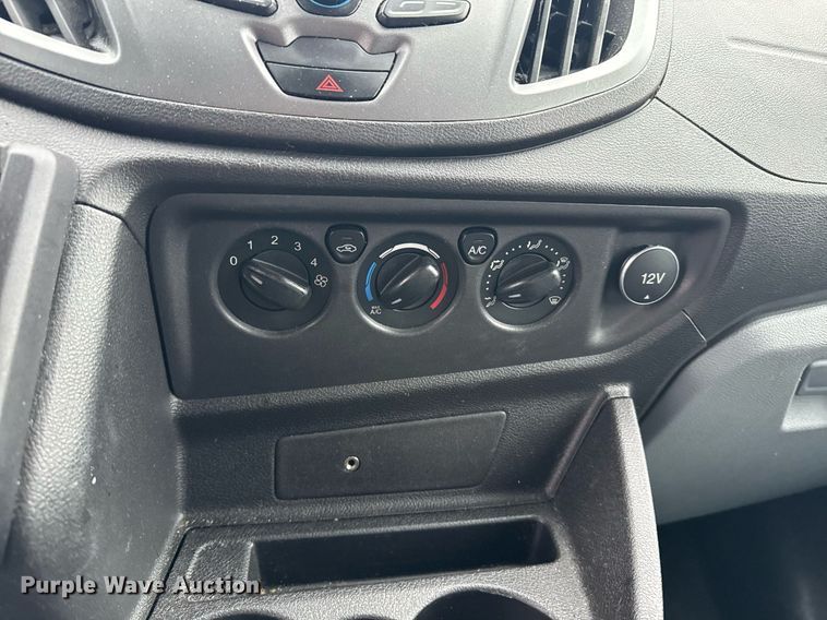 image for item DW1807 2017 Ford Transit 150 van