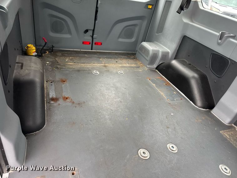 image for item DW1807 2017 Ford Transit 150 van