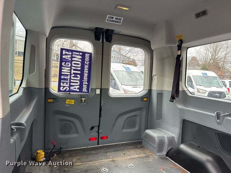 image for item DW1807 2017 Ford Transit 150 van