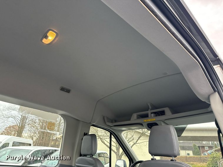 image for item DW1807 2017 Ford Transit 150 van