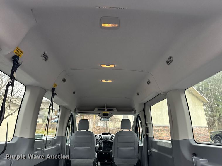 image for item DW1807 2017 Ford Transit 150 van