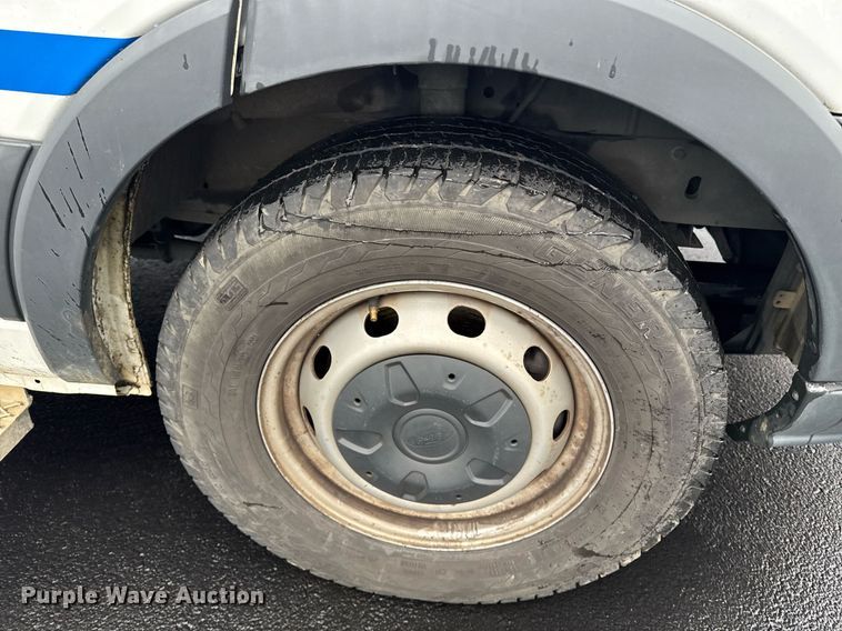 image for item DW1807 2017 Ford Transit 150 van