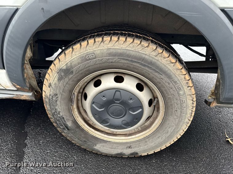 image for item DW1807 2017 Ford Transit 150 van