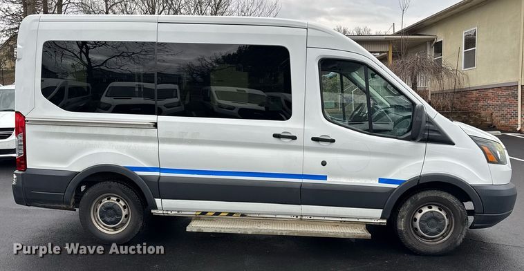 image for item DW1808 2015 Ford Transit 150 van
